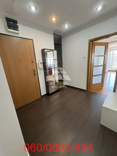 Trosoban stan na Zvezdari, Koste Abraševića