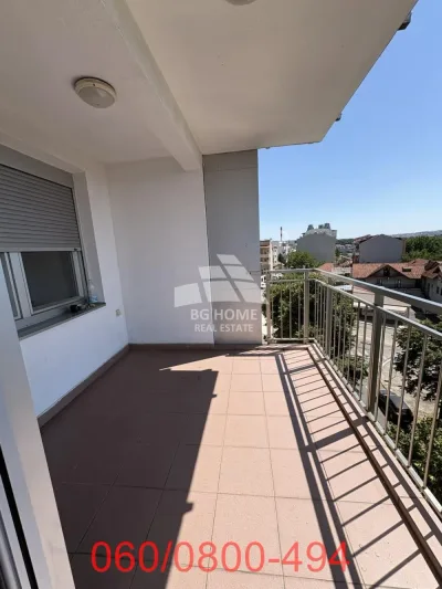 Trosoban stan na Zvezdari, Koste Abraševića