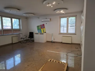 Poslovni prostor lokal Voždovac, FON