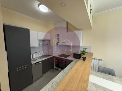 Tadije Sondermajera, Blok 65, West 65