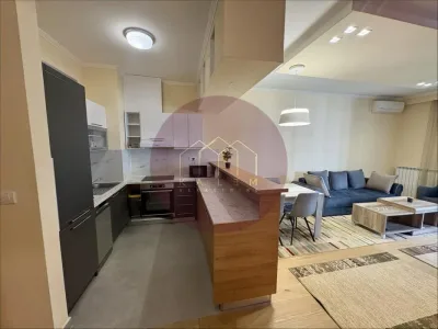 Tadije Sondermajera, Blok 65, West 65