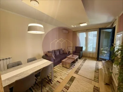 Tadije Sondermajera, Blok 65, West 65
