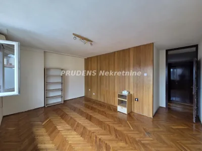 Četvorosoban stan, Porečka, 350.000€, 114m²