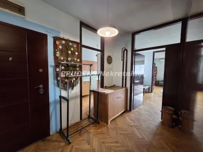Četvorosoban stan, Porečka, 350.000€, 114m²