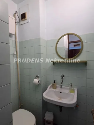 Četvorosoban stan, Porečka, 350.000€, 114m²