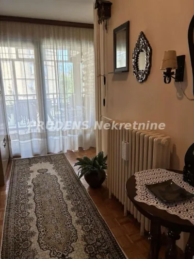 Četvorosoban stan, Lipa, 270.000€, 94m²