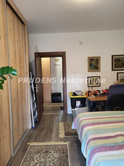 Trosoban stan, Ilije Garašanina, 311.000€, 73m²