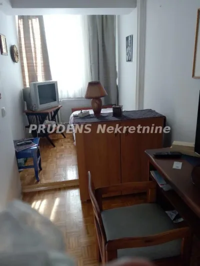 Troiposoban stan, Saše Simeunovića (bivša Crnotravska), 215.000€, 78m²