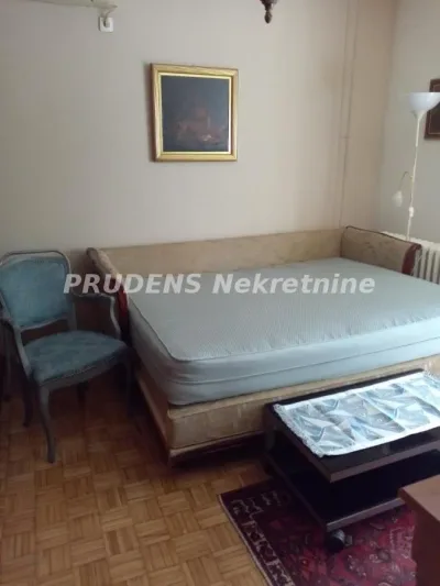 Troiposoban stan, Saše Simeunovića (bivša Crnotravska), 215.000€, 78m²