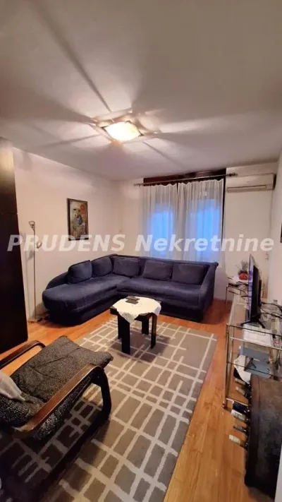 Četvorosoban stan, Metohijska, 380.000€, 109m²
