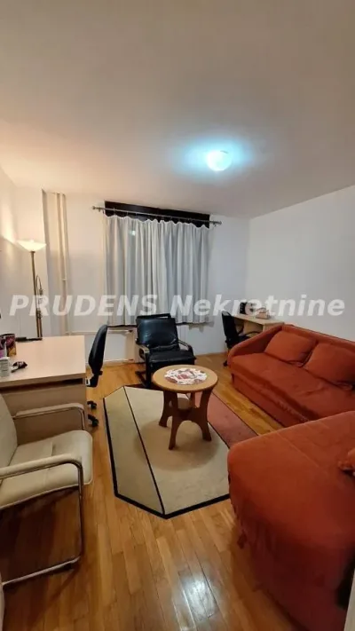 Četvorosoban stan, Metohijska, 380.000€, 109m²