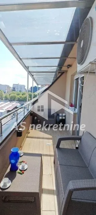 Duplex 5.0 sa elikom terasom i panoramskim pogledom - Đeram pijaca