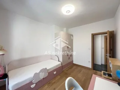 Luksuzan četvorosoban stan na Vračaru