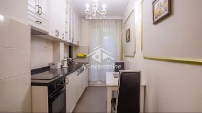 Luksuzno renoviran stan u Skadarliji, pešačka zona