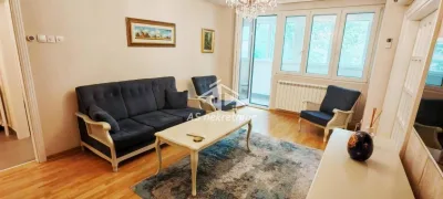 Luksuzno renoviran stan u Skadarliji, pešačka zona