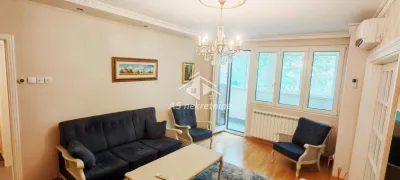Luksuzno renoviran stan u Skadarliji, pešačka zona