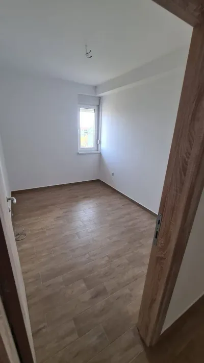 Stan četvoroiposoban, Stara Pazova