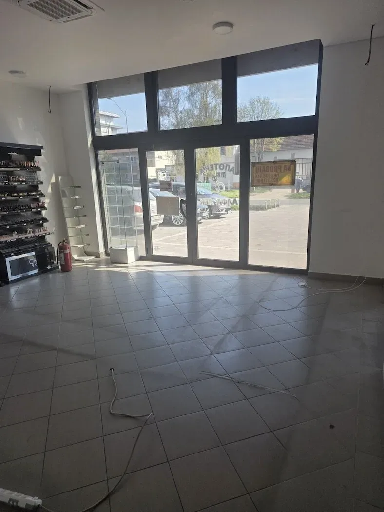 Poslovni prostor lokal, Stara Pazova