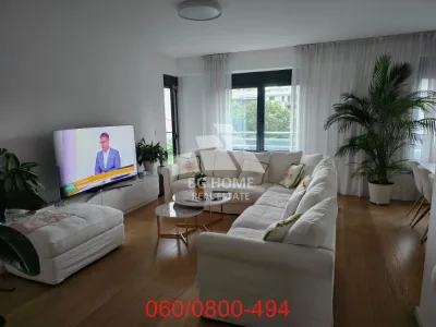 Četvorosoban luksuzan namešten stan na Vračaru, Južni Bulevar