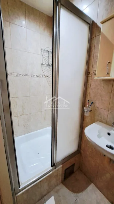 4-soban stan, duplex, 89 m2 centar Žarkova