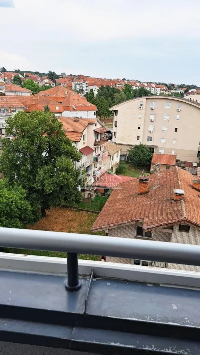 4-soban stan, duplex, 89 m2 centar Žarkova