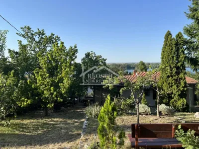 Smederevo - Jugovo - 82m2 + 10a