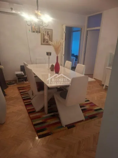 Četvorosoban stan - Bežanijska kosa II