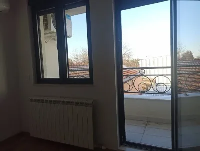 Stan dvosoban Zemun