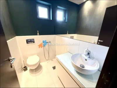 Petosoban stan na Vračaru - Crveni krst