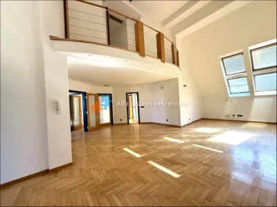 Luksuzan dupleks na Vračaru